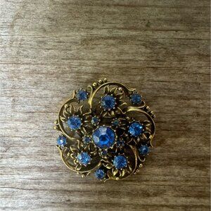 Vintage Coro Gold Tone Brooch With Blue Rhinestones